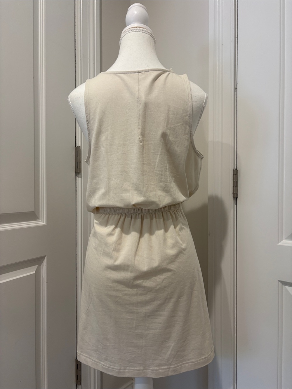 Lululemon Cream Dress - Picture 4 of 5
